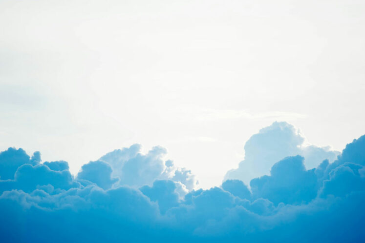 Ozone-free UV purification 1 hero clouds